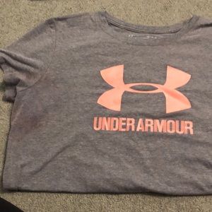 Under armour top